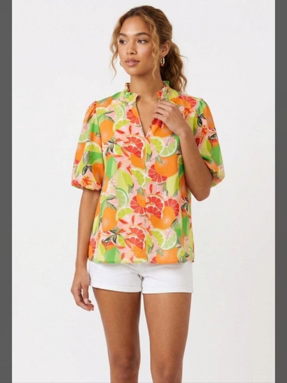 Umgee Smocked Fruit Print Blouse Size Small NWT
